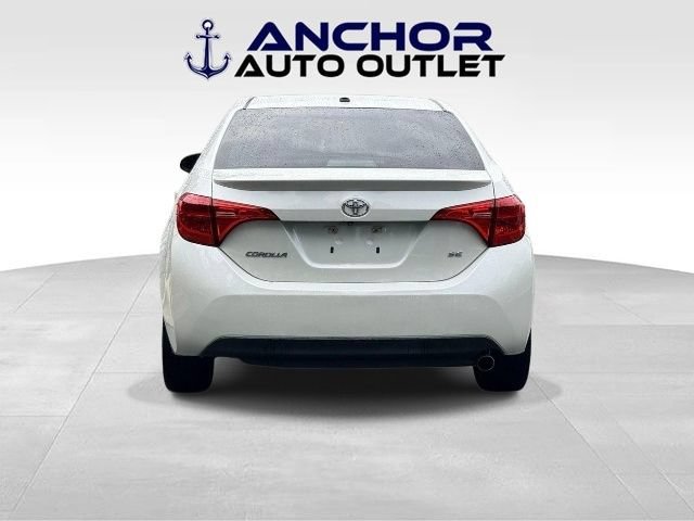 Used 2017 Toyota Corolla SE w/ SE Premium Package FWD image 7