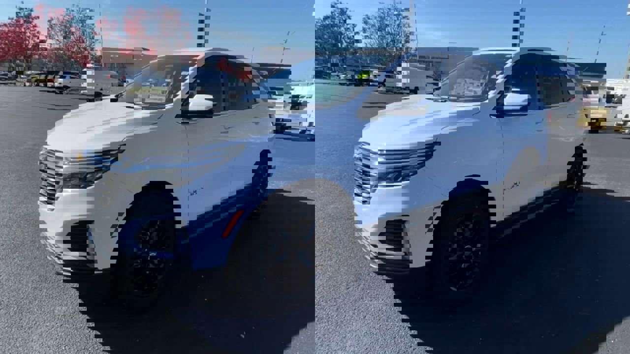 Used 2024 Chevrolet Equinox LT image 4