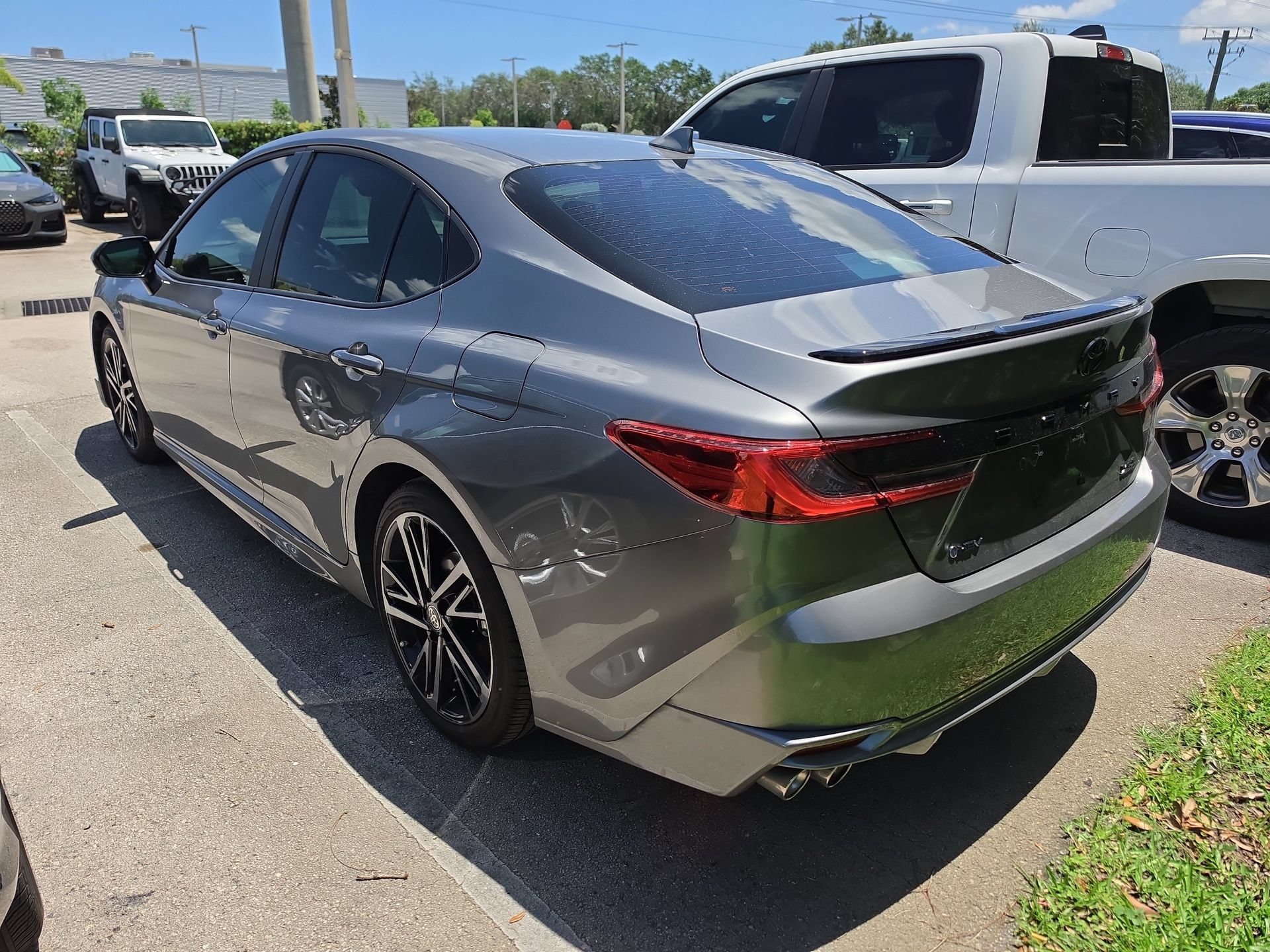 Used 2026 Toyota Camry XSE FWD image 4