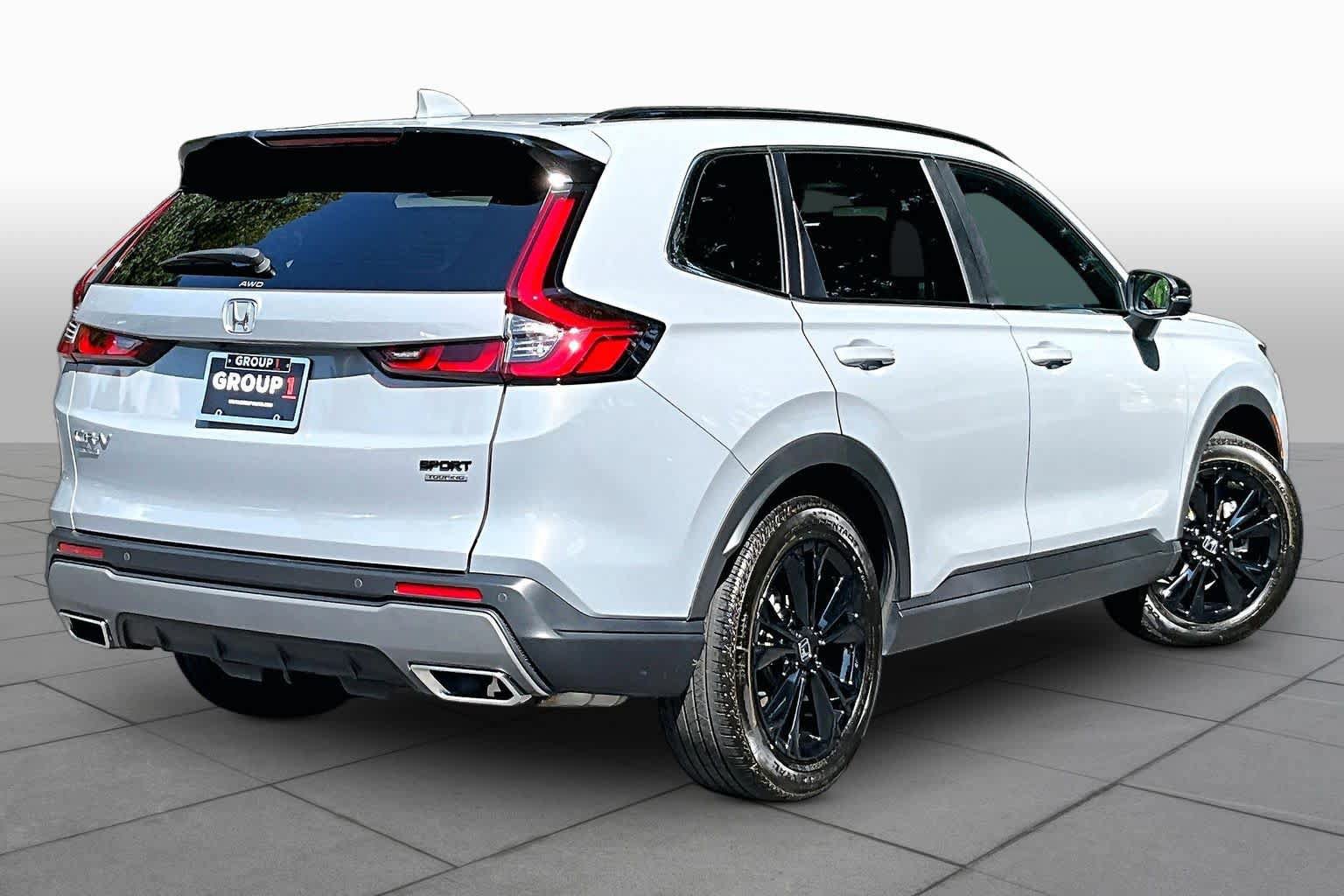 Used 2024 Honda CR-V Sport Touring image 13