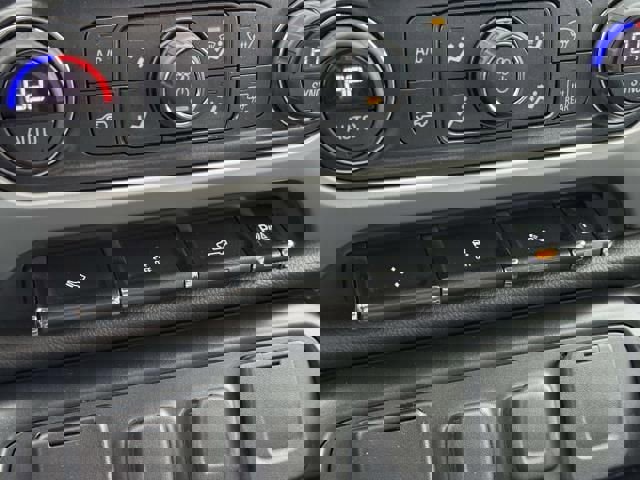 Used 2017 GMC Sierra 1500 SLT w/ SLT Preferred Package image 29