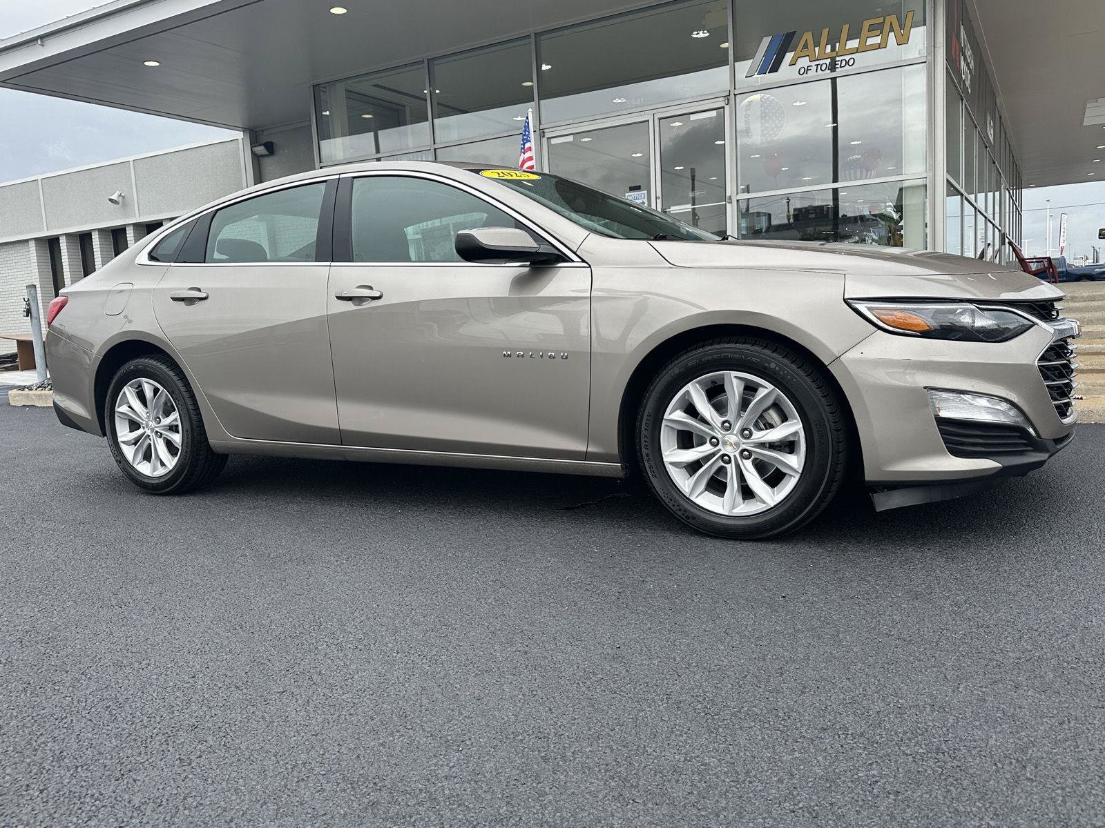 Used 2025 Chevrolet Malibu LT