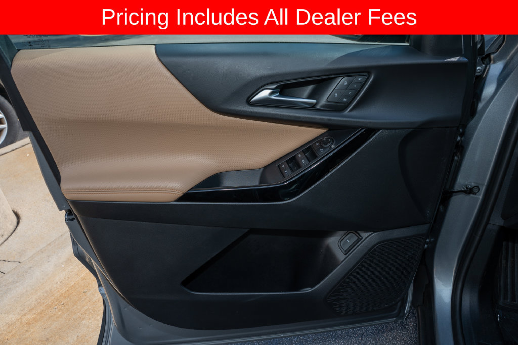 Used 2026 Chevrolet Equinox ACTIV w/ Convenience Package III AWD/4WD image 12