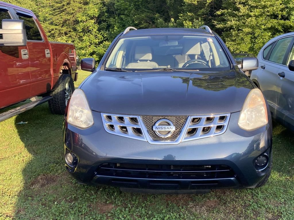 Used 2012 Nissan Rogue SV FWD image 2