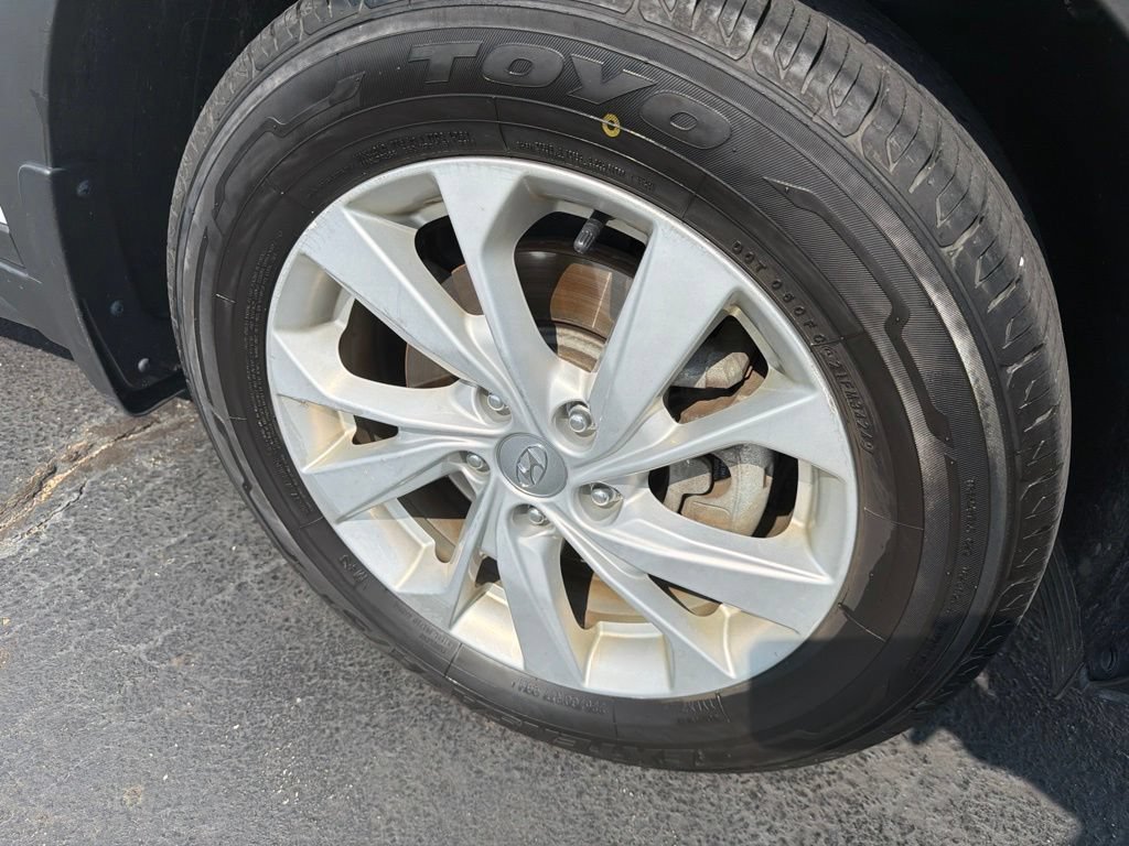 Used 2019 Hyundai Tucson SE AWD/4WD image 4