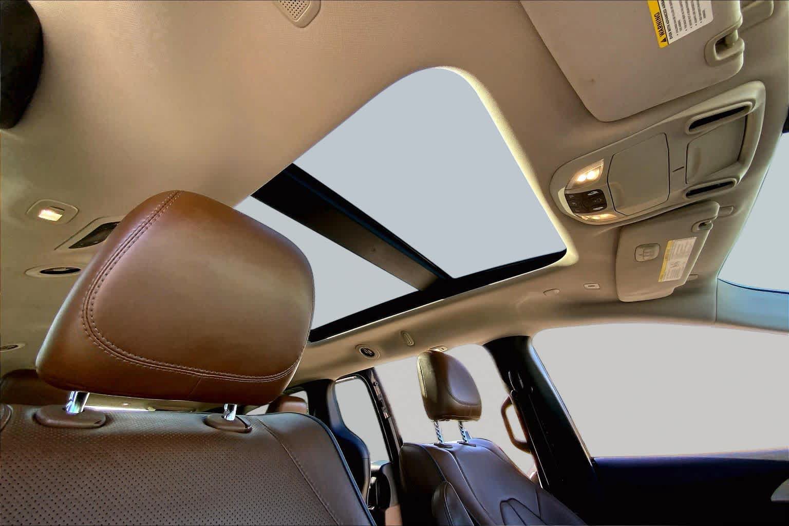 Used 2019 Chrysler Pacifica Limited FWD image 20