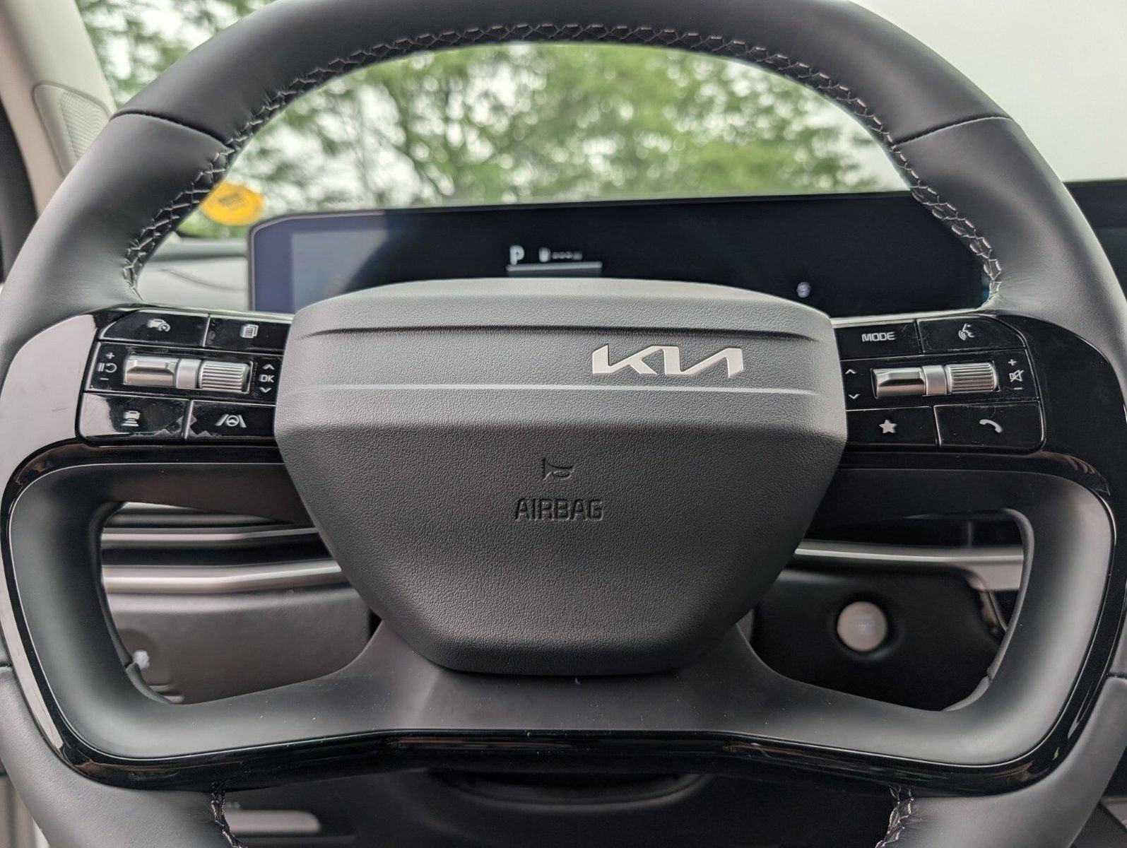 New 2026 Kia Sorento LX FWD image 30