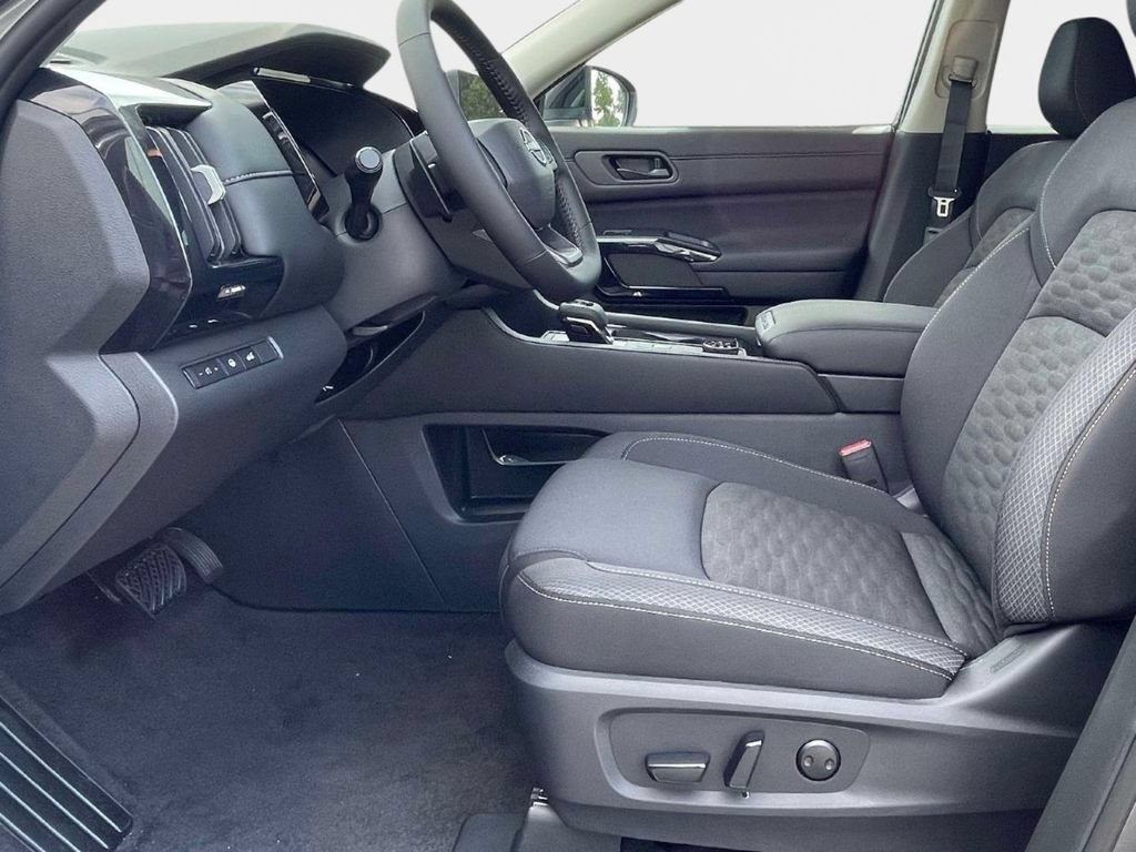 New 2026 Nissan Pathfinder SV AWD/4WD image 16