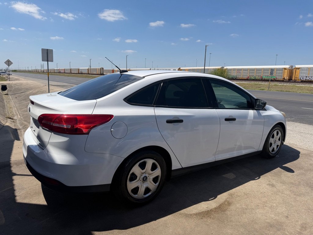 Used 2016 Ford Focus S image 16