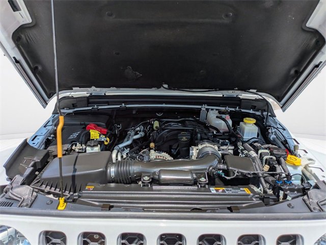 Used 2023 Jeep Gladiator Overland image 10