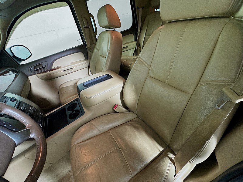 Used 2007 GMC Yukon SLT w/ SLT Preferred Equipment Group image 11