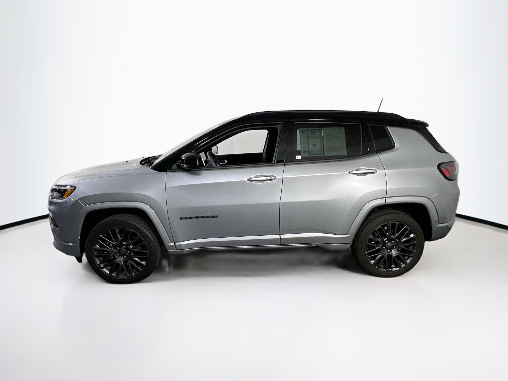 Used 2023 Jeep Compass High Altitude image 8