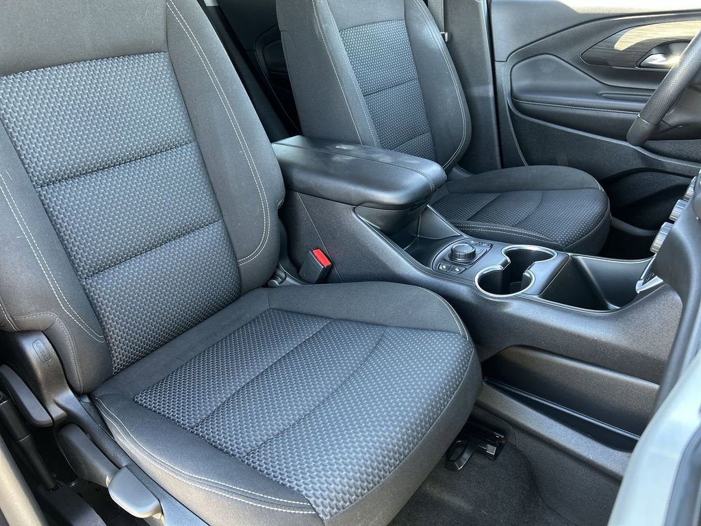 Used 2022 GMC Terrain SLE w/ Driver Convenience Package image 29