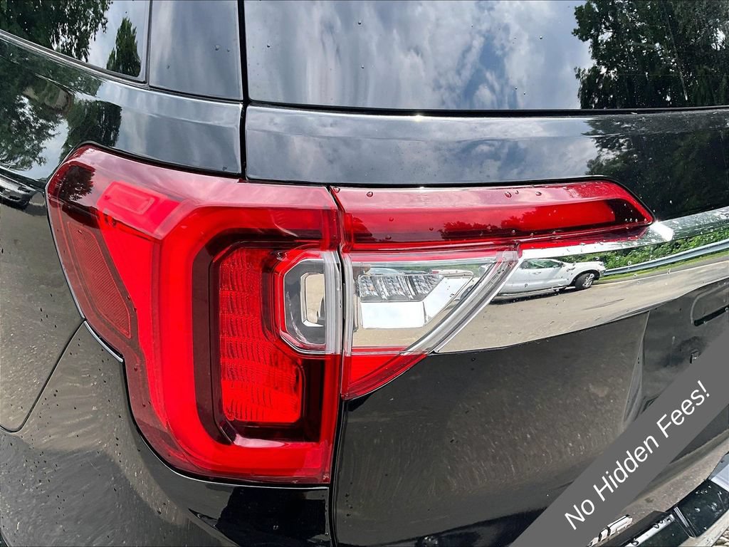 Used 2022 GMC Acadia Denali w/ Denali Technology Package AWD/4WD image 28