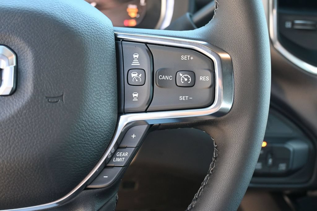 New 2027 RAM 2500 Laramie AWD/4WD image 28