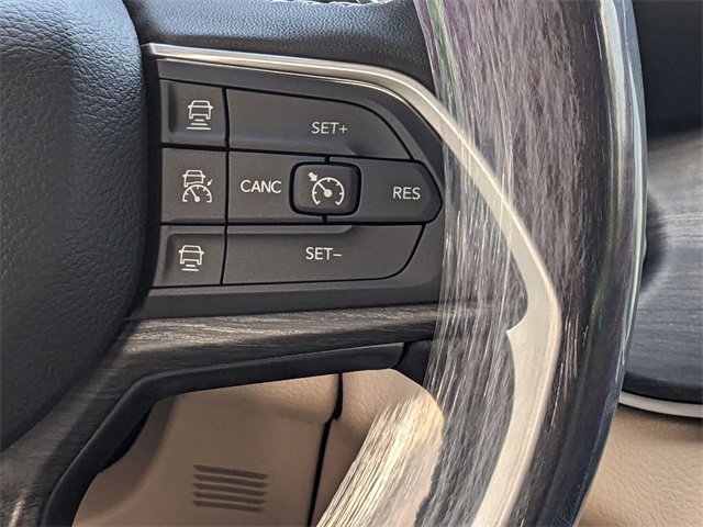 New 2025 Jeep Grand Cherokee Limited image 17