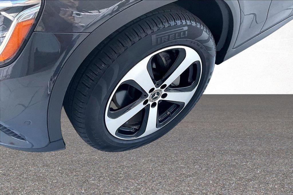 Used 2020 Mercedes-Benz GLC 300 4MATIC image 32