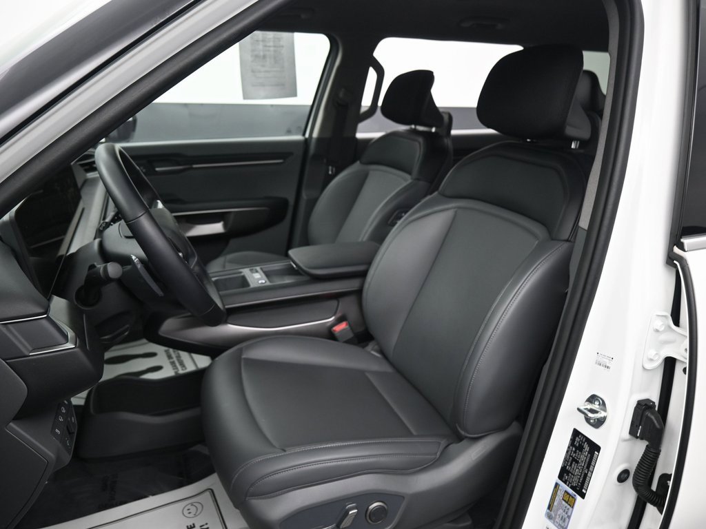 Used 2024 Kia EV9 Light image 30