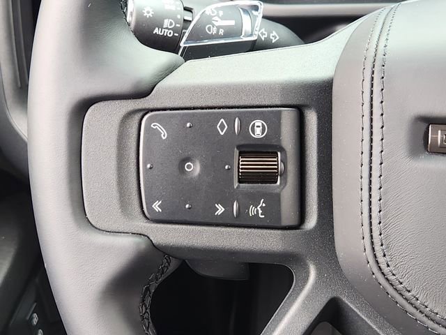 New 2026 Land Rover Defender 110 OCTA AWD/4WD image 27