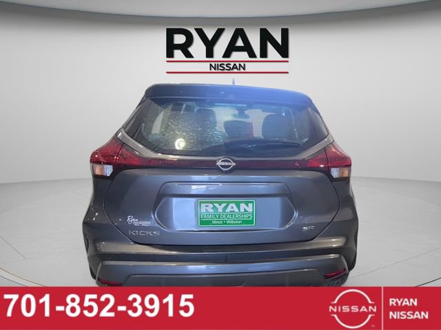 Certified 2024 Nissan Kicks SR w/ SR Premium Package image 4