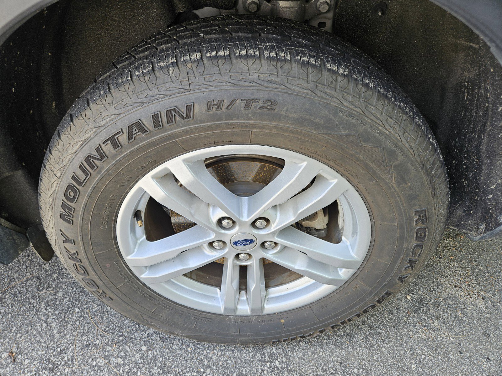 Used 2020 Ford Explorer XLT AWD/4WD image 7