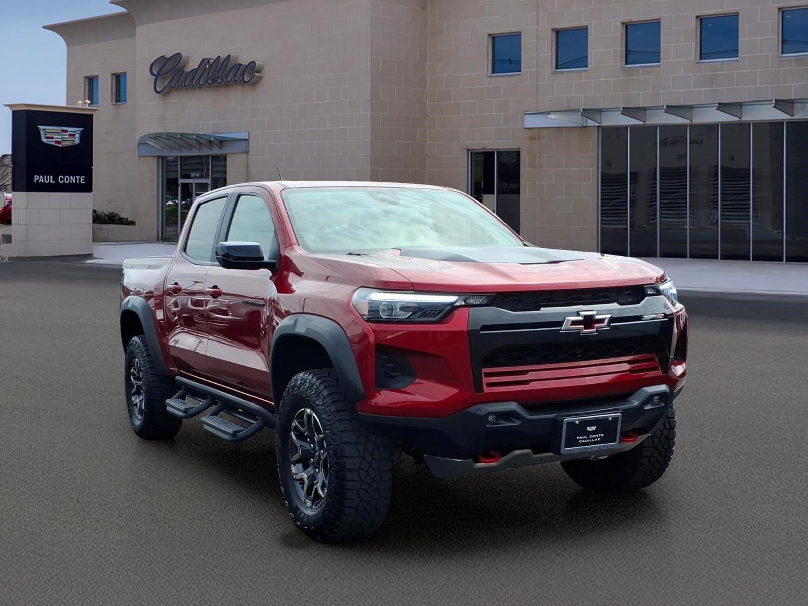 Used 2024 Chevrolet Colorado ZR2 w/ ZR2 Convenience Package III AWD/4WD image 3