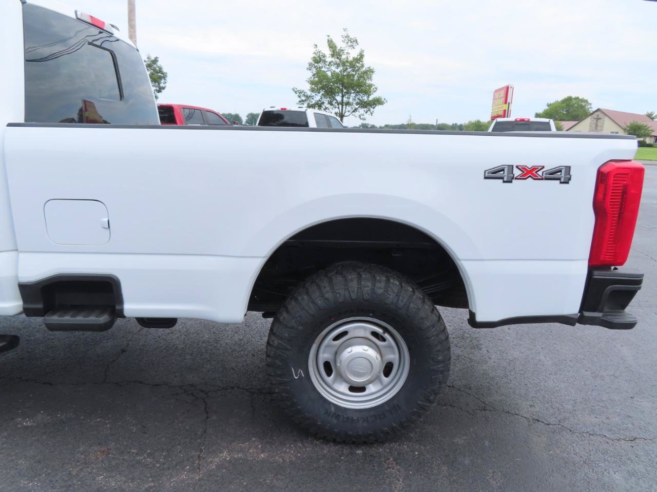 Used 2024 Ford F350 XL AWD/4WD image 14