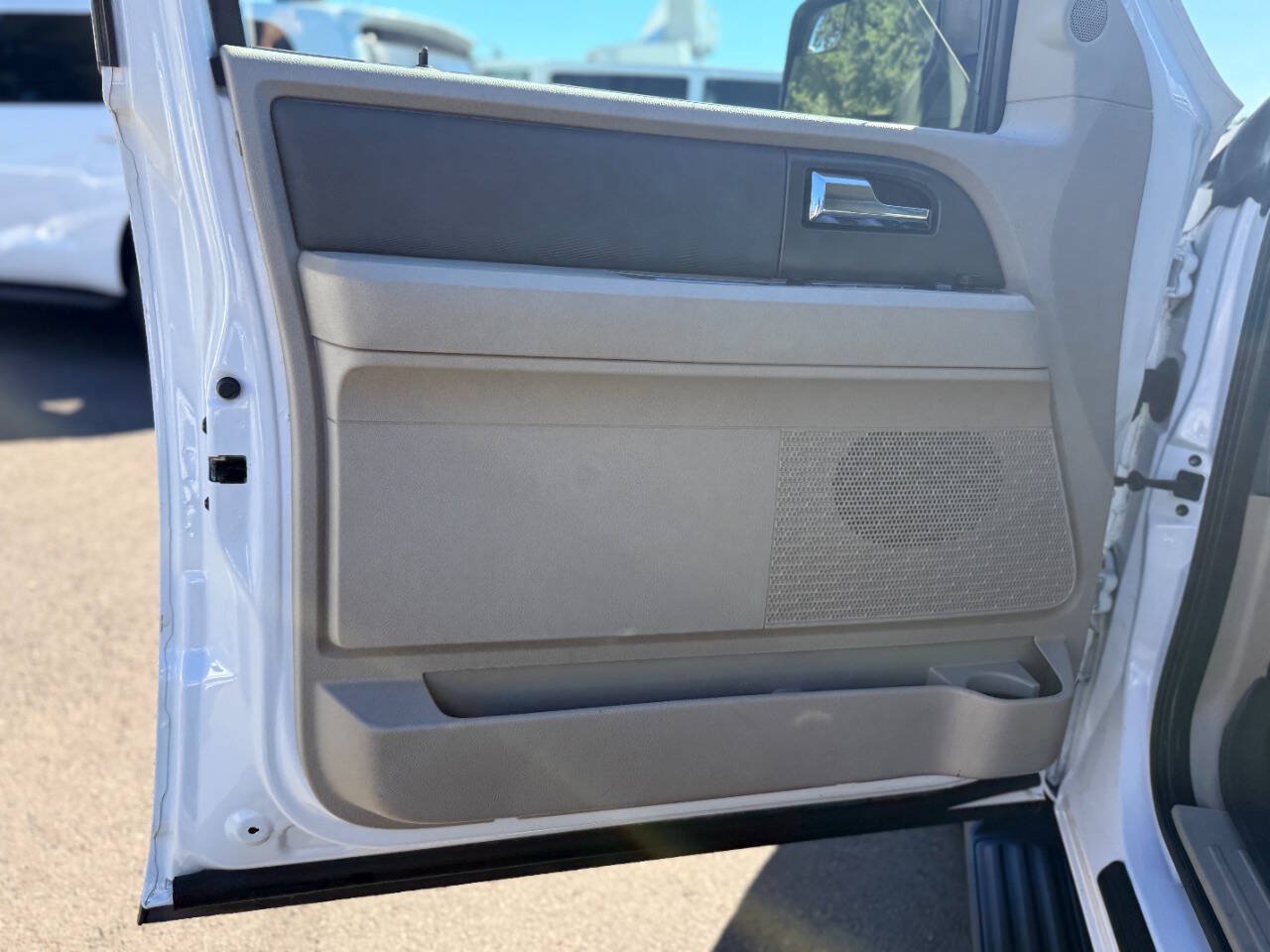 Used 2014 Ford Expedition EL XL AWD/4WD image 37