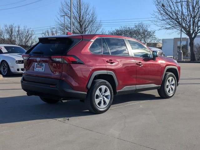 Used 2024 Toyota RAV4 LE image 6