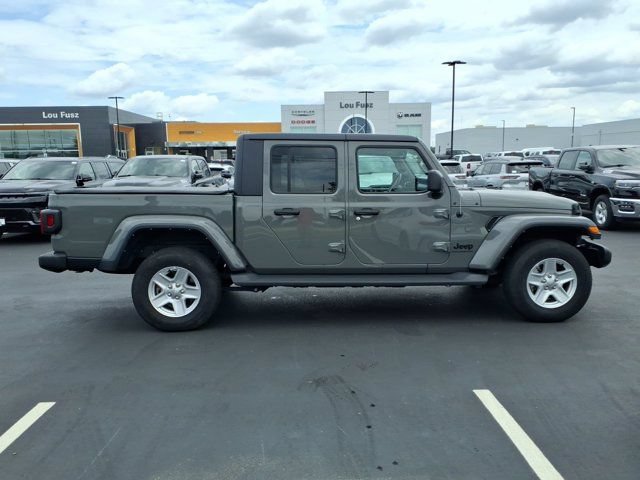 Used 2023 Jeep Gladiator Sport AWD/4WD image 27