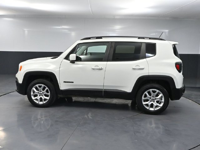 Used 2017 Jeep Renegade Latitude w/ Cold Weather Group AWD/4WD image 6