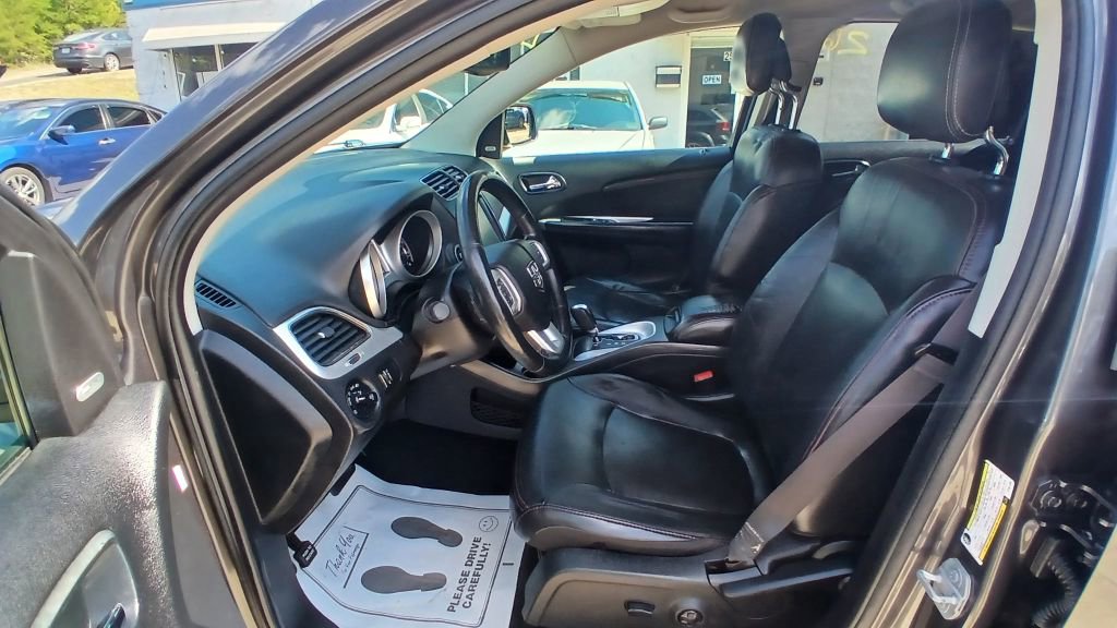Used 2015 Dodge Journey R/T w/ Flexible Seating Group image 10