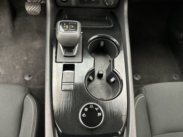 Used 2024 Nissan Rogue S image 20