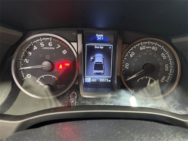 Used 2020 Toyota Tacoma 4x4 Double Cab image 2