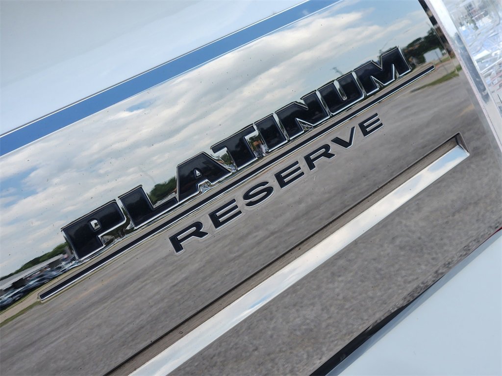 Used 2019 Nissan Titan Platinum Reserve w/ Platinum Utility Package image 8