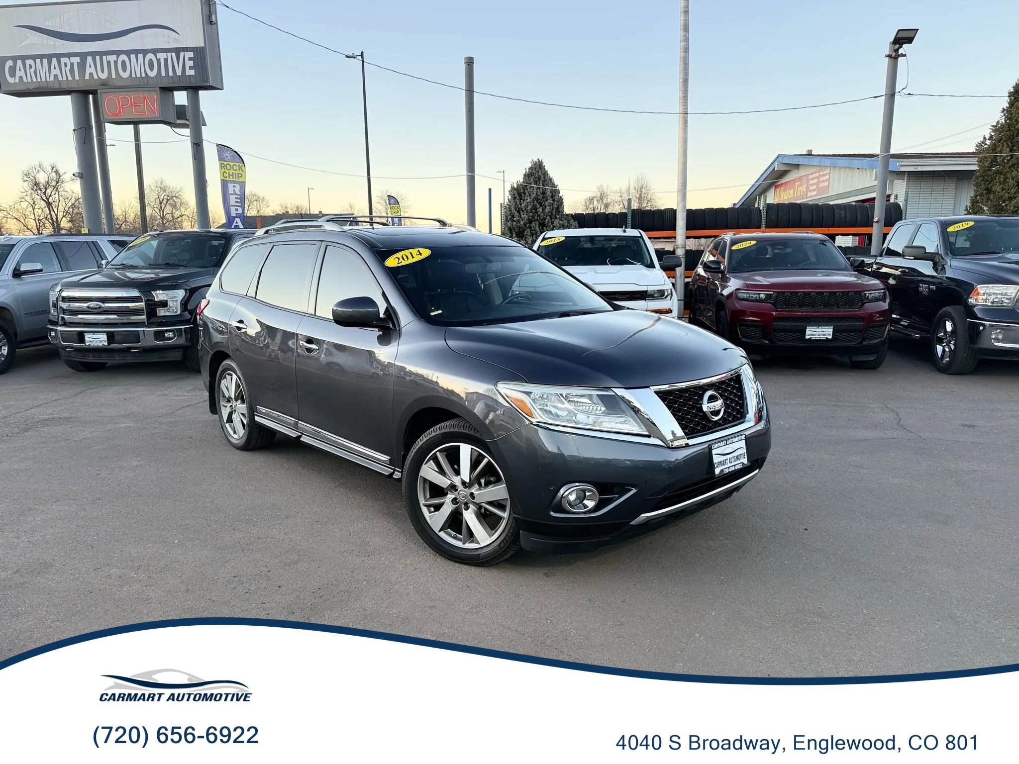 Used 2014 Nissan Pathfinder Platinum w/ Platinum Premium Package image 1