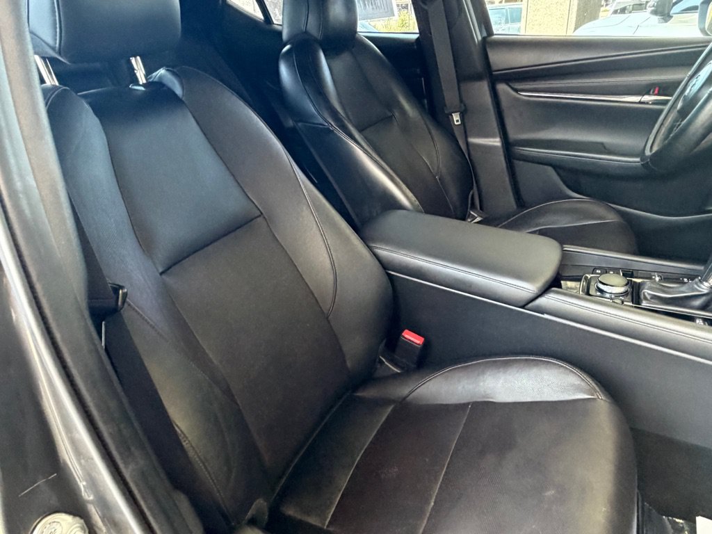 Used 2019 MAZDA MAZDA3 AWD Hatchback w/ Premium Pkg image 36