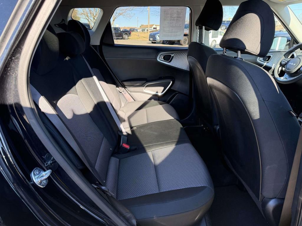 Used 2024 Kia Soul LX w/ Option Group 015 image 12