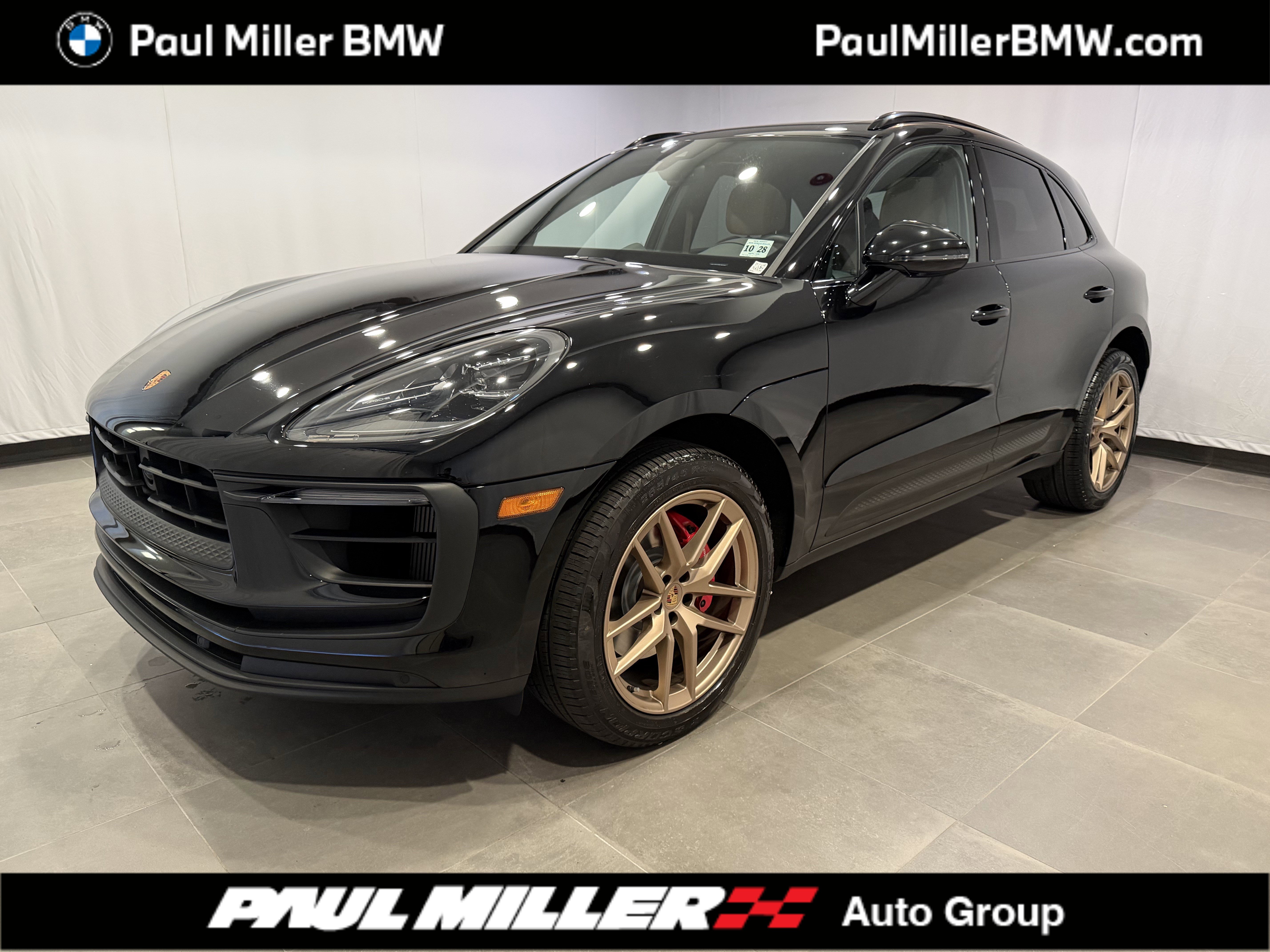 Used 2024 Porsche Macan S AWD/4WD image 1