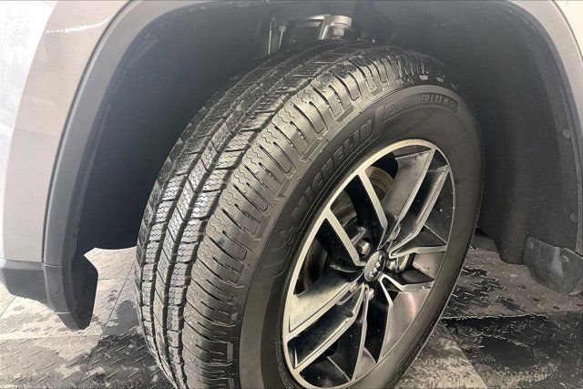 Used 2018 Jeep Grand Cherokee Trailhawk w/ Trailhawk Luxury Group AWD/4WD image 33