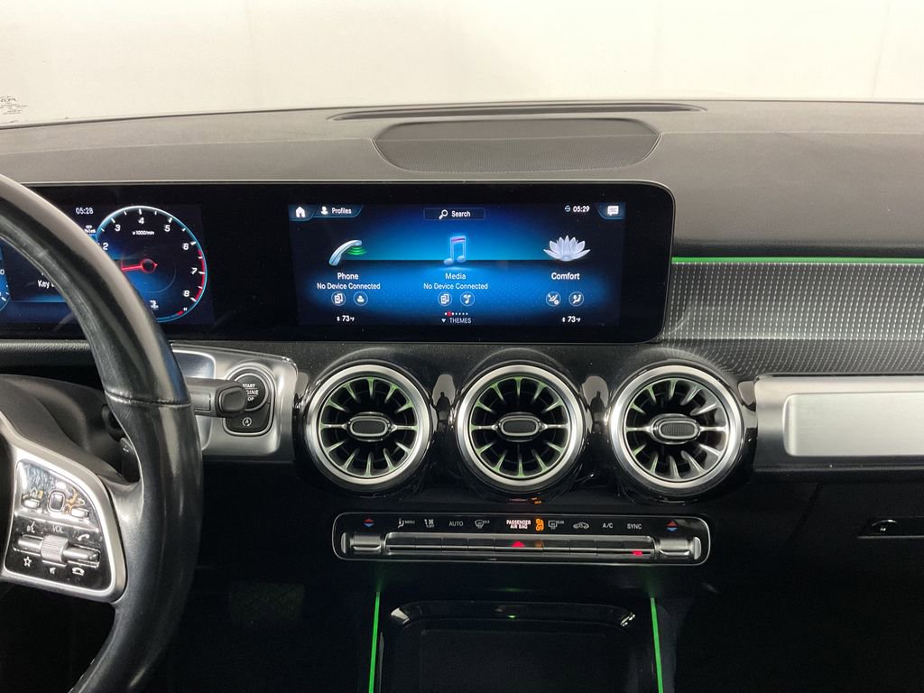 Used 2022 Mercedes-Benz GLB 250 4MATIC image 13