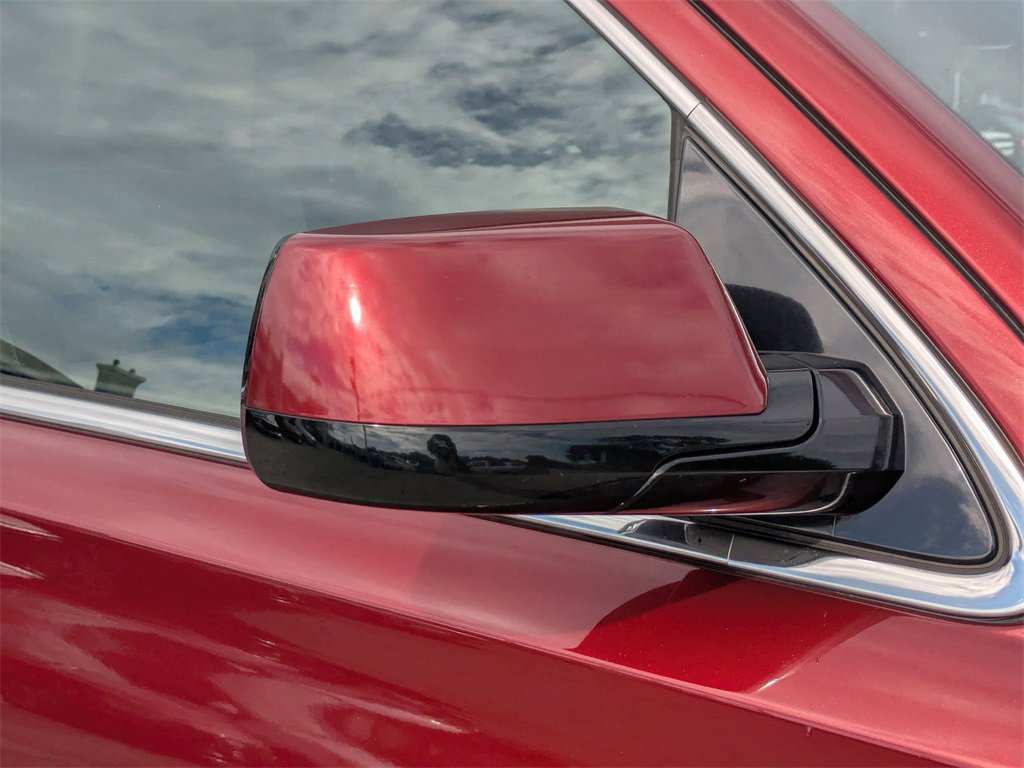 Used 2019 GMC Yukon SLT w/ Open Road Package image 10