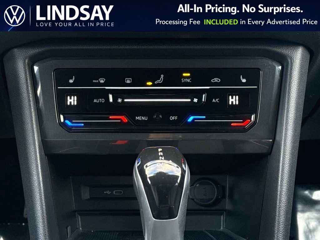 Used 2023 Volkswagen Tiguan SE AWD/4WD image 16