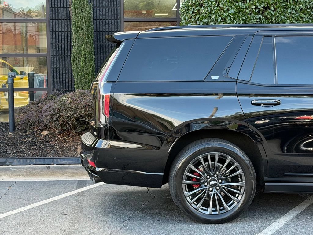 Used 2023 Cadillac Escalade V AWD/4WD image 20
