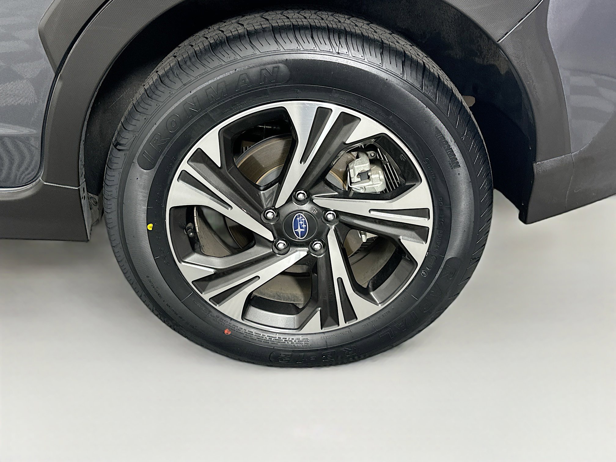 Used 2024 Subaru Crosstrek 2.0i Premium w/ Crosstrek Mirror Package image 11