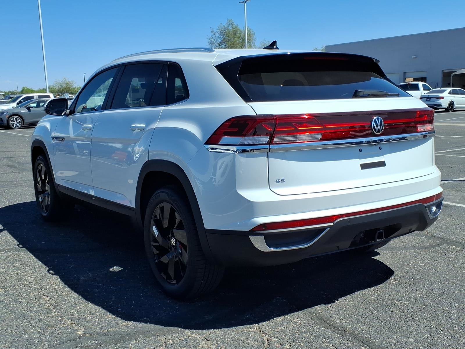 New 2026 Volkswagen Atlas Cross Sport SE image 5