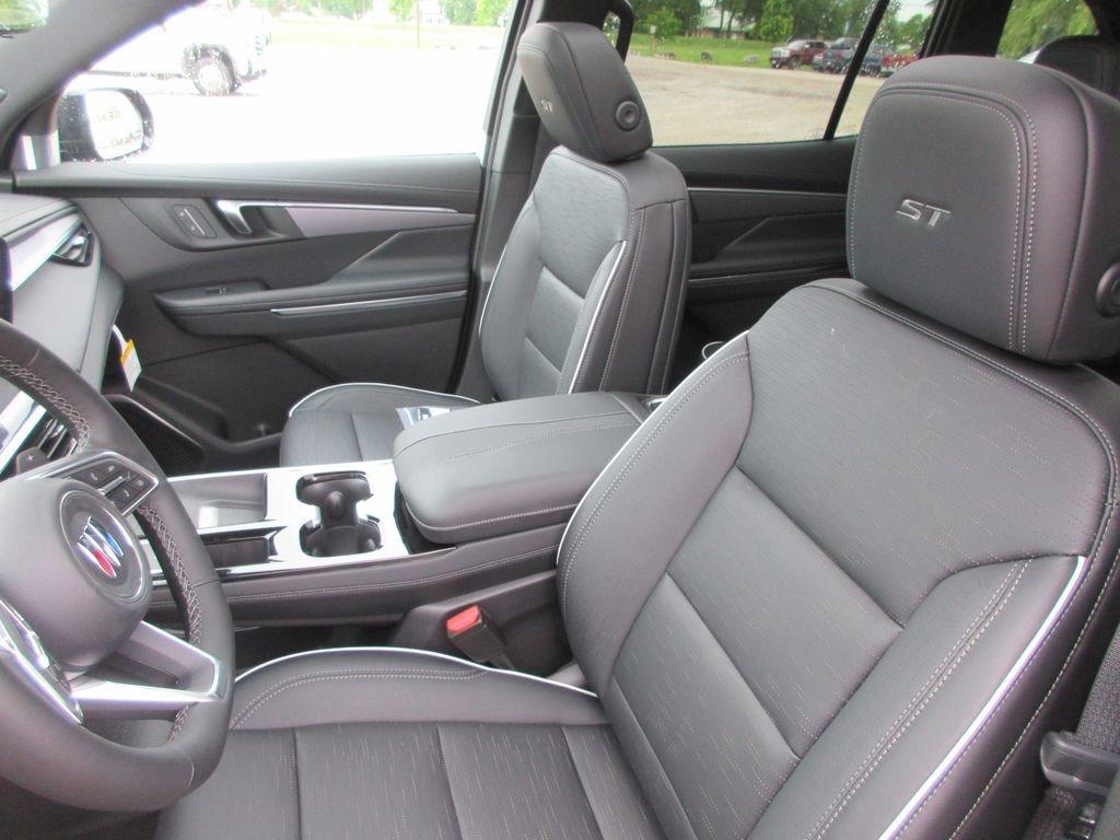 New 2026 Buick Enclave Sport Touring FWD image 11