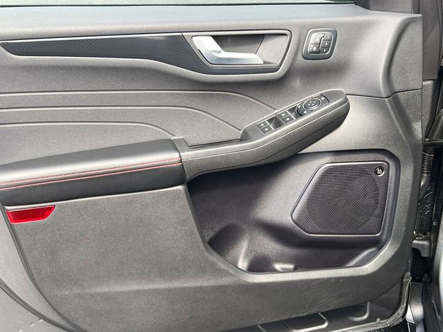 Certified 2024 Ford Escape ST-Line Elite w/ Premium Technology Package image 16