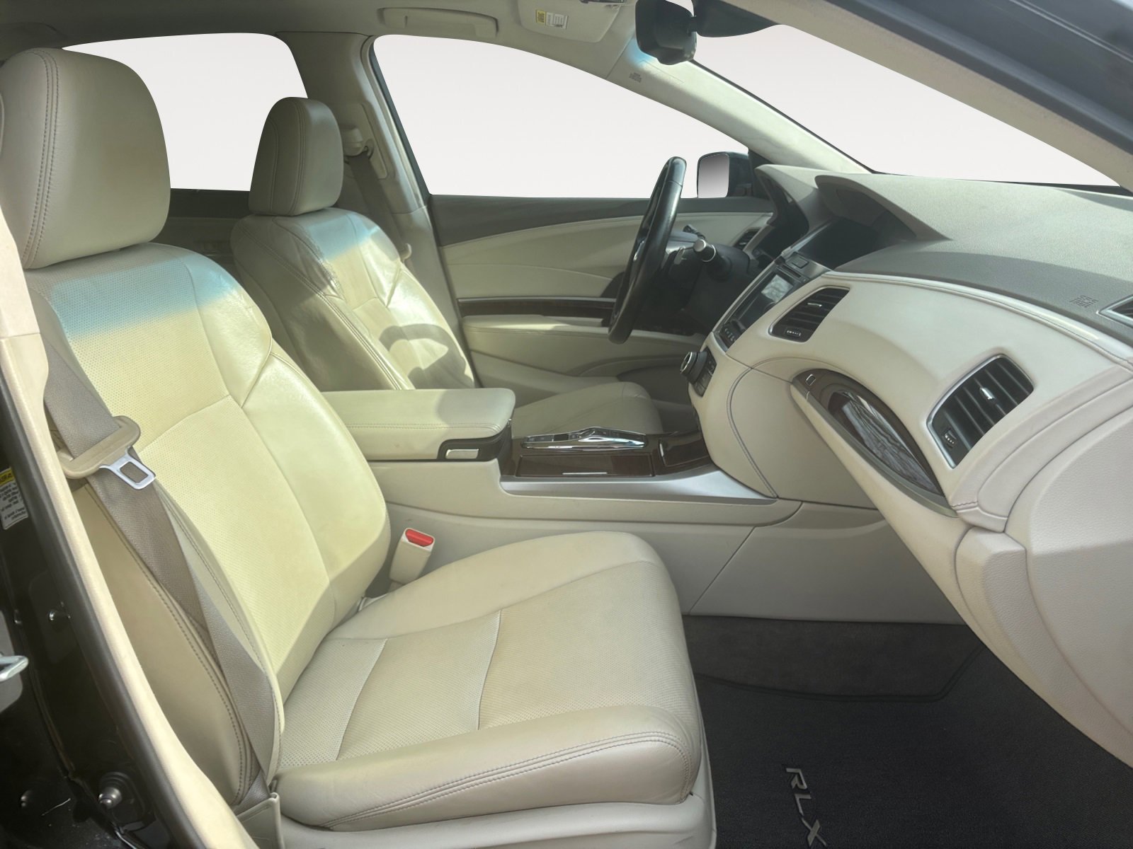 Used 2014 Acura RLX Hybrid w/ Advance Package image 15