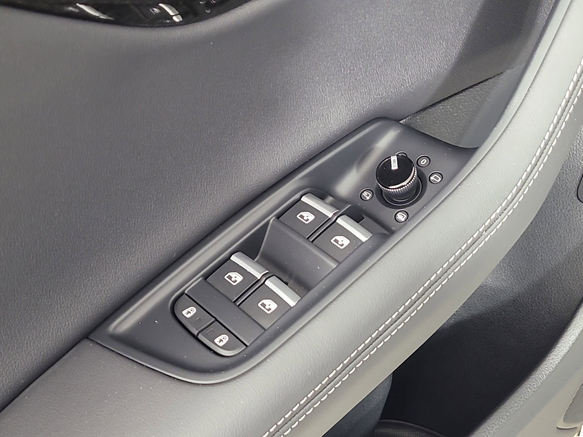 New 2025 Audi Q8 Premium Plus image 22